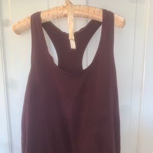 Lululemon tank in used but good condition